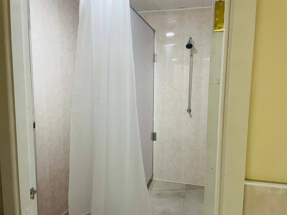 Greenway & Copper Coast Hostel Bunmahon Εξωτερικό φωτογραφία